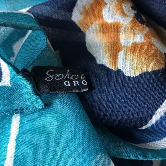 Soho Design group Charming floral print silk scarf - Picture 6 of 8